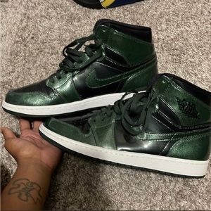 Anti gravity Jordan retro 1